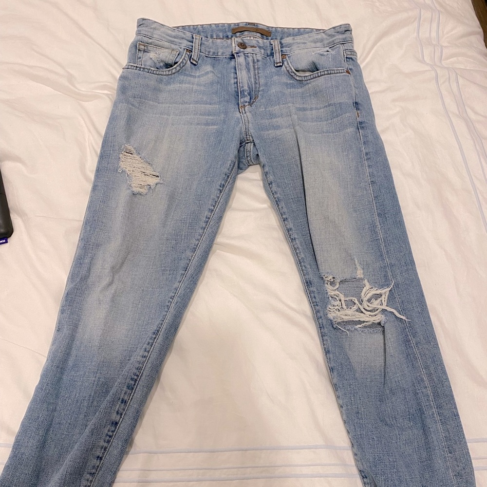 Cropped ripped Joe Jeans Size 4 - GREAT CONDITION!!